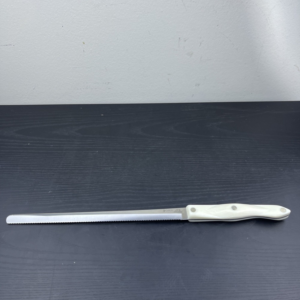 Cutco #1724 KG Double-D Serrated Bread Knife Pearl White Handle USA 9.75"